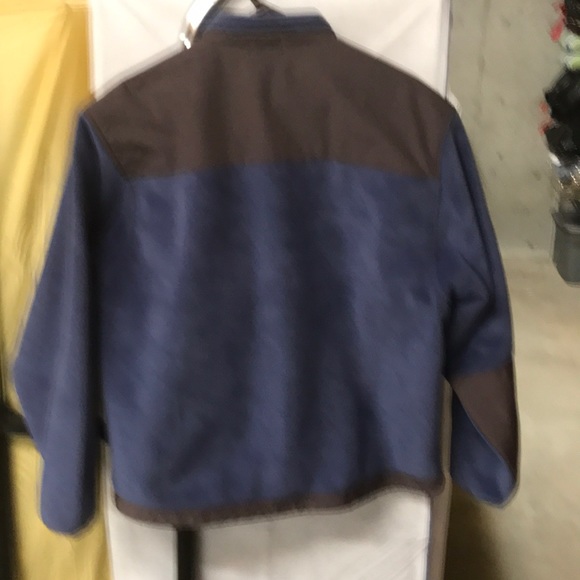 Polar fleece and nylon jacket . Many pockets - Picture 4 of 5